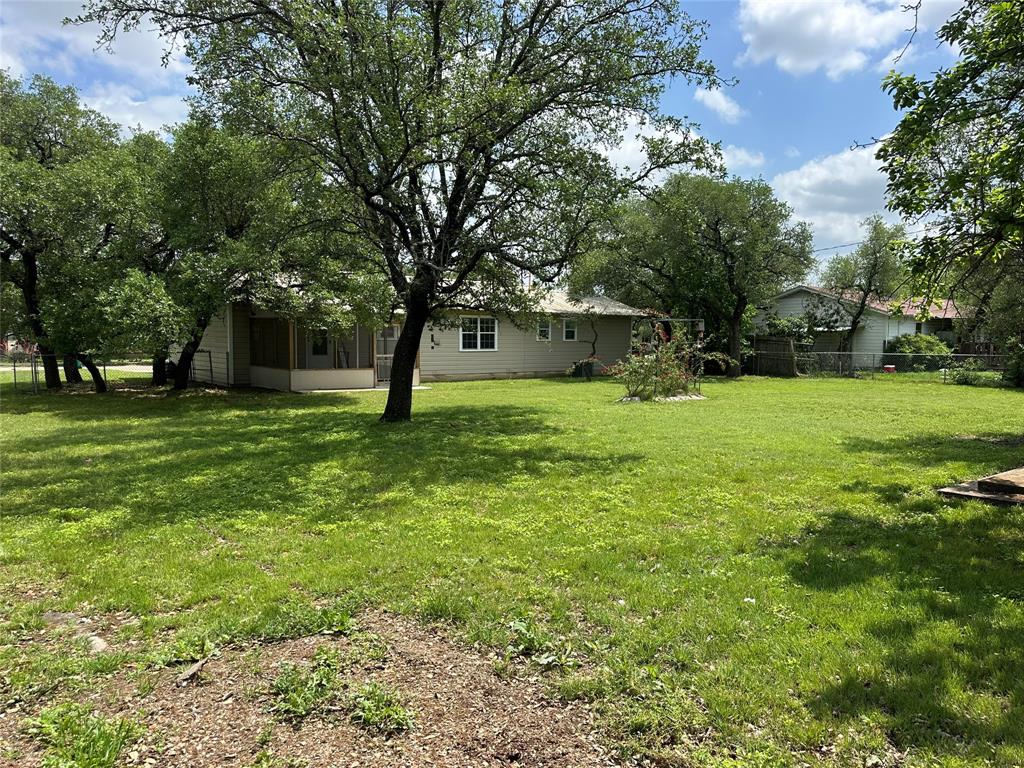 406 South Williams Street Hamilton, TX 76531 - Photo 33 of 35 a view of a trees in a park