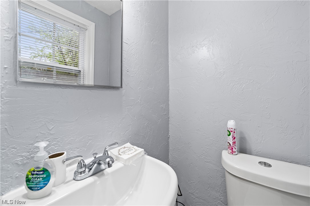 3870 Bethany Road Cleveland, OH 44118 - Photo 30 of 32 Gallery Image 30