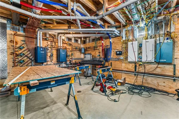 $1,475,000 | 365 South Penn Road, Franklin, PA 16323