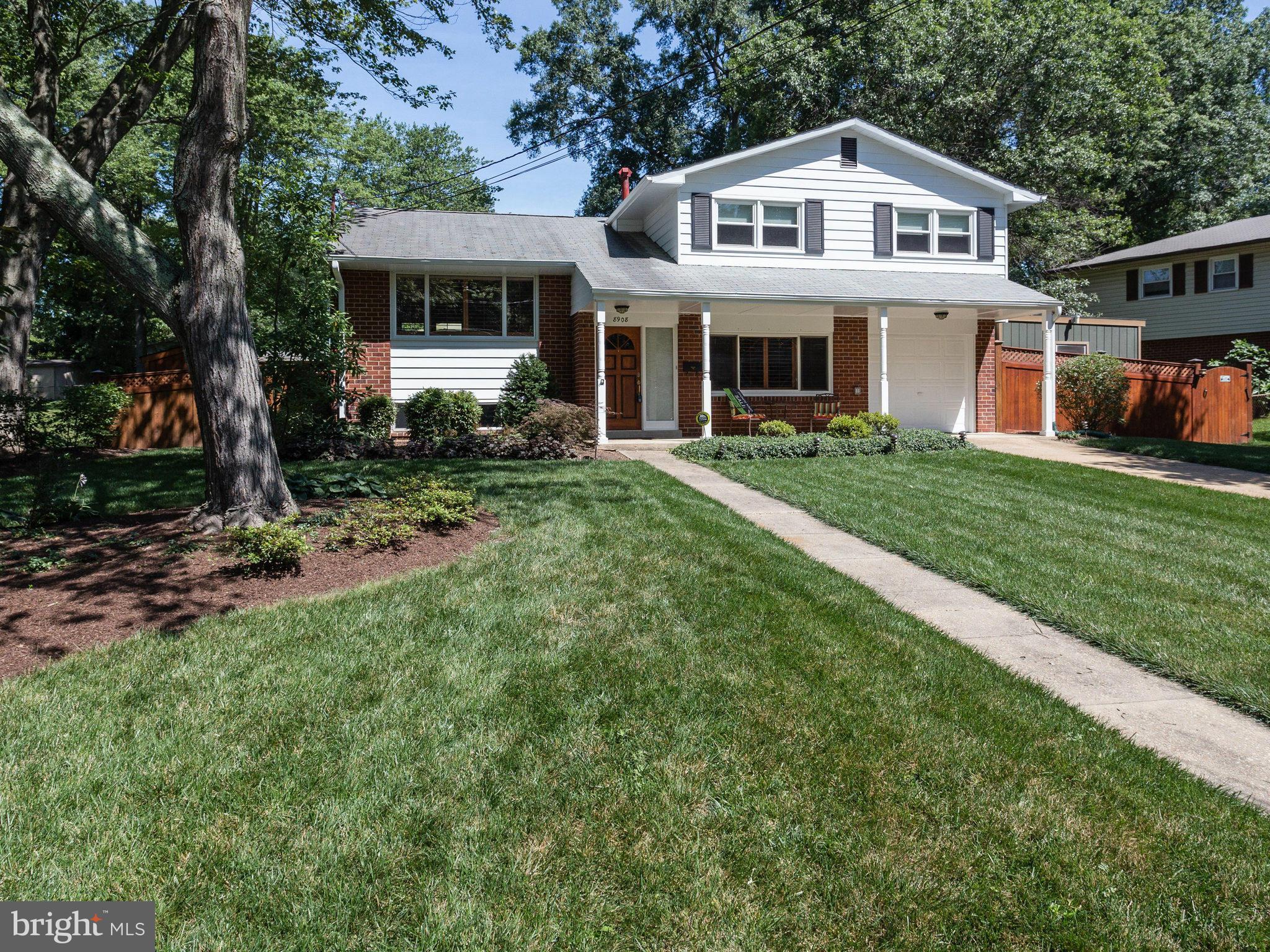 8908 Battery Road Alexandria, VA 22308 - Photo 2 of 30 Exterior (Front)