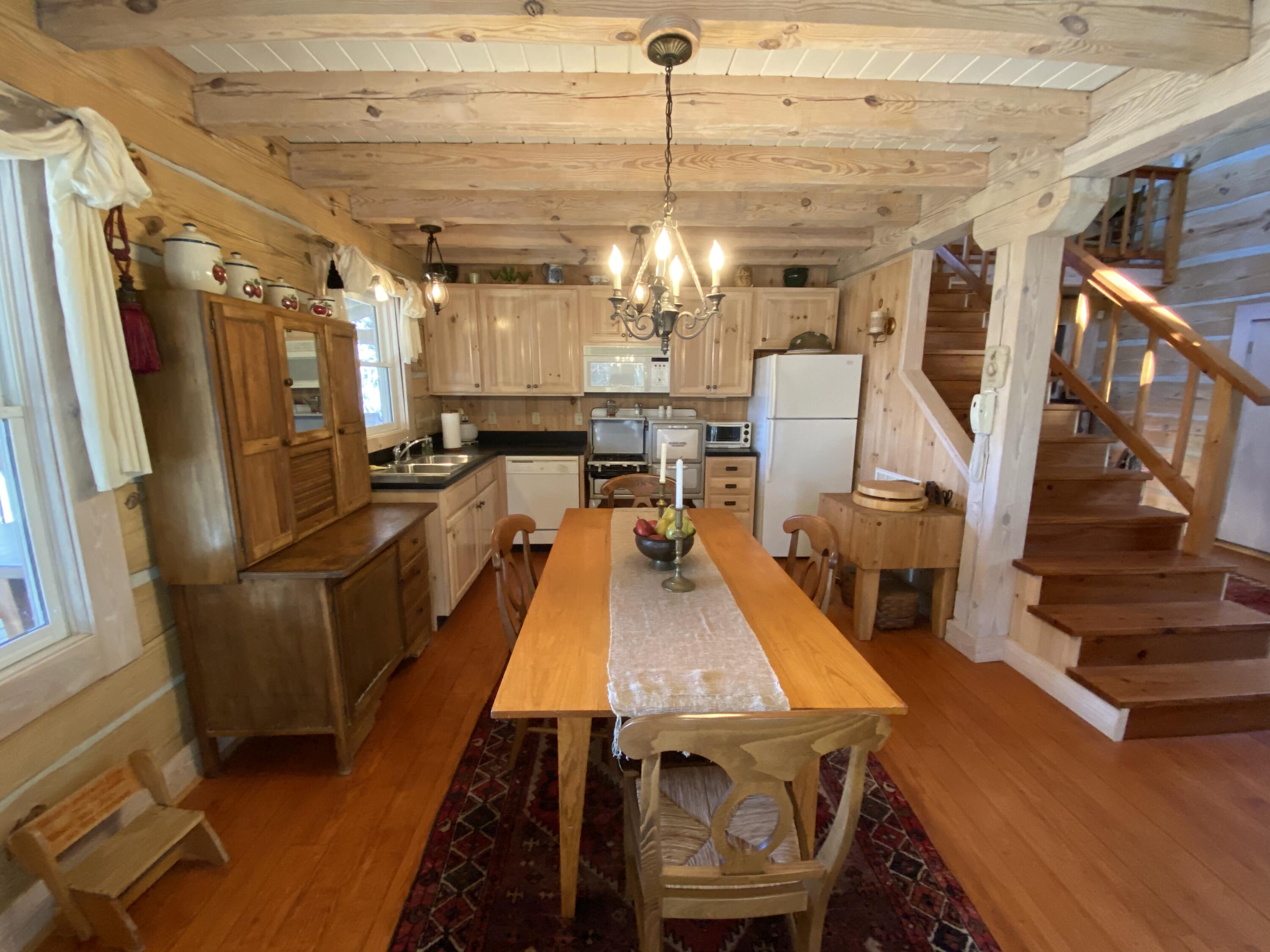 1401 Dale Trail Menlo, GA 30731 - Photo 6 of 22 KITCHEN & DINING