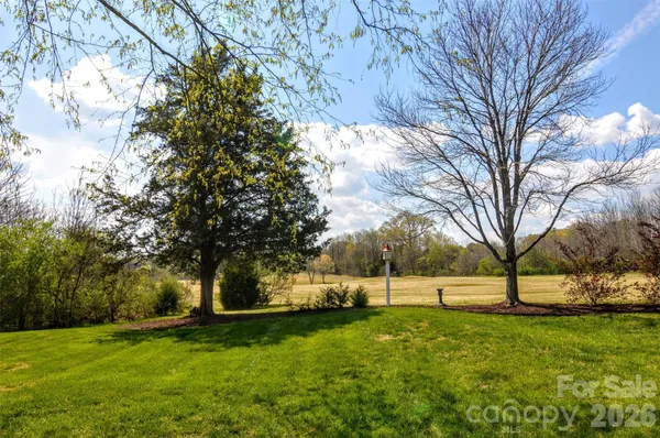$649,900 | 8224 Glamorgan Lane, Matthews, NC 28104