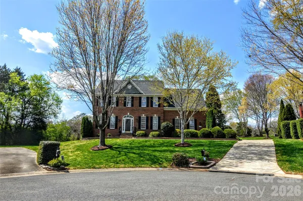 $649,900 | 8224 Glamorgan Lane, Matthews, NC 28104