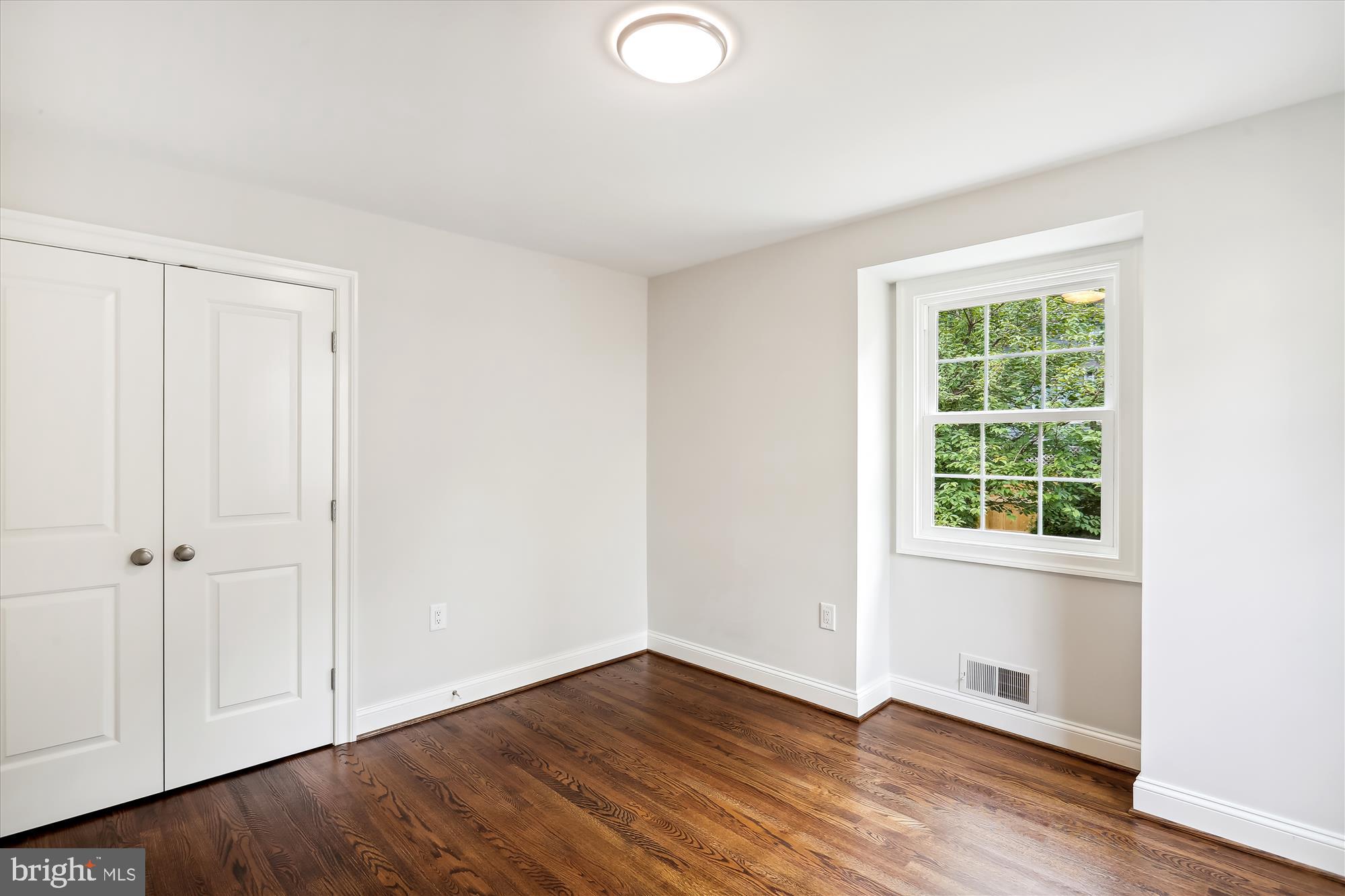 9206 Friars Road Bethesda, MD 20817 - Photo 26 of 34 Bedroom 3