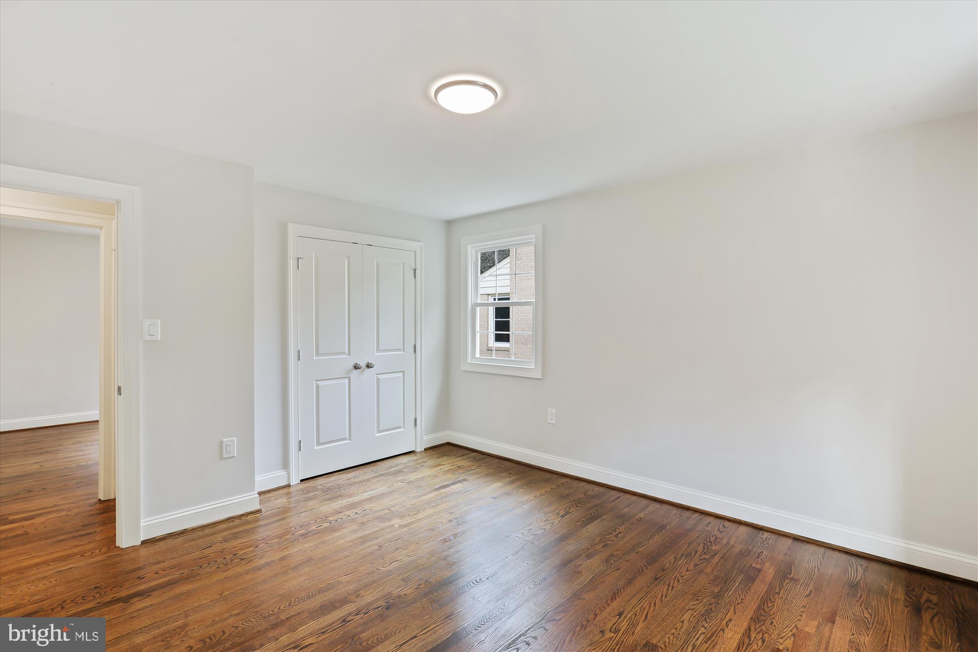 9206 Friars Road Bethesda, MD 20817 - Photo 27 of 34 Bedroom 4