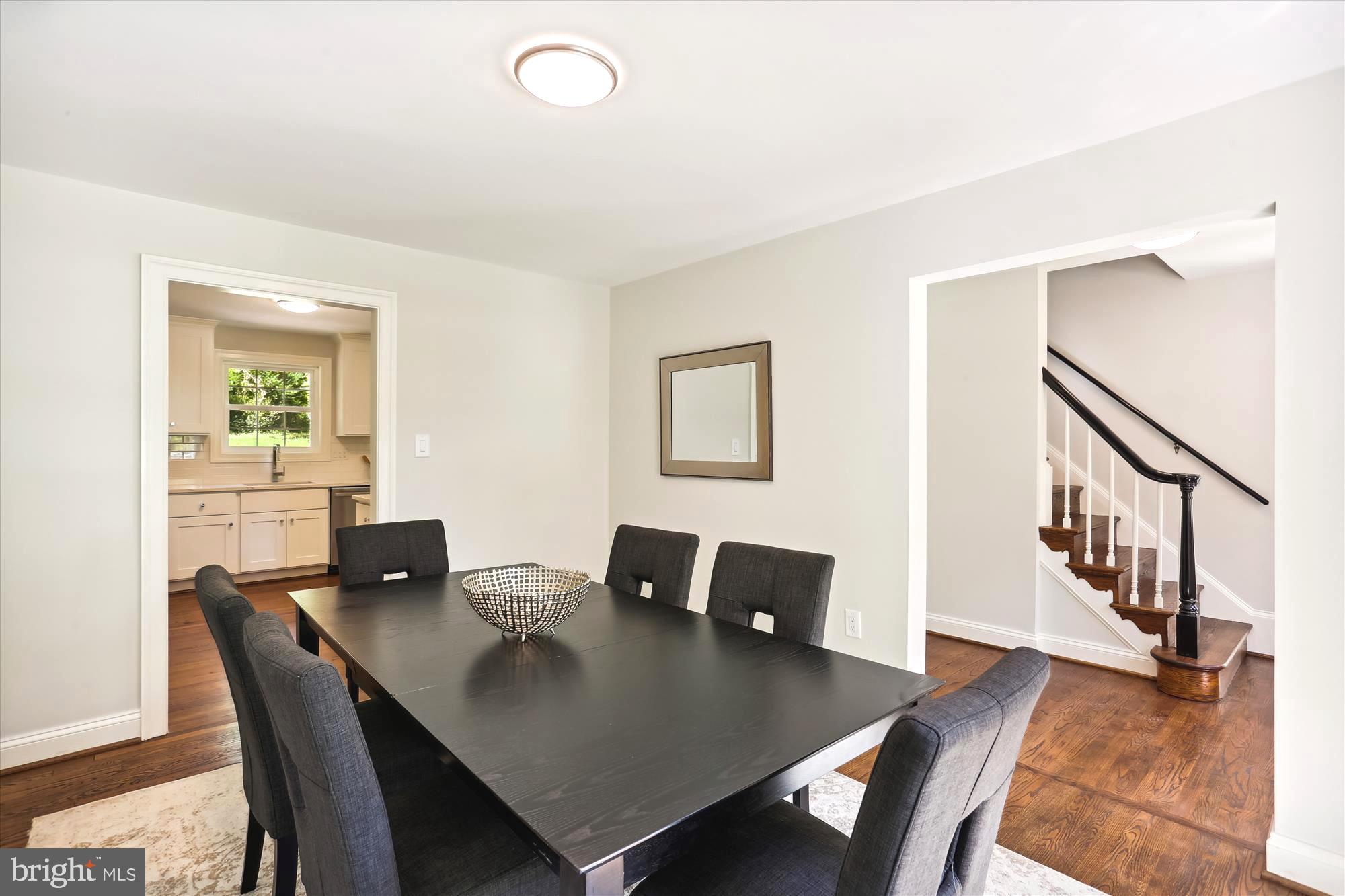 9206 Friars Road Bethesda, MD 20817 - Photo 8 of 34 Dining Room