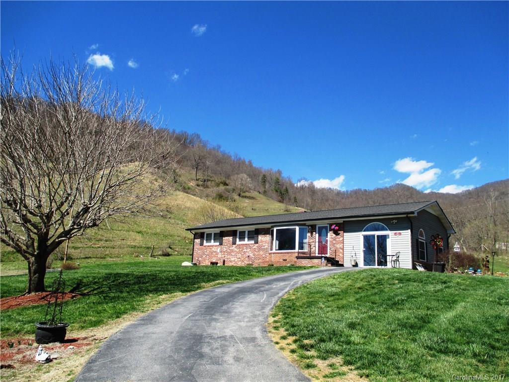 807 Silvers Cove Road Clyde, NC 28721 - Photo 1 of 15