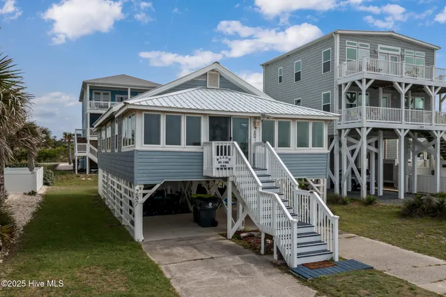 $939,500 | 287 Ocean Boulevard East, Holden Beach, NC 28462