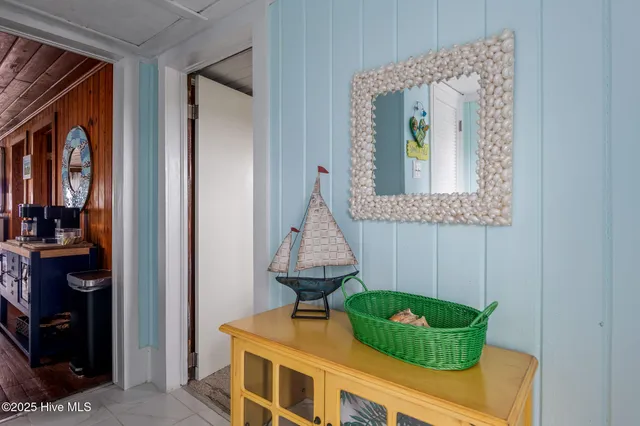 $939,500 | 287 Ocean Boulevard East, Holden Beach, NC 28462