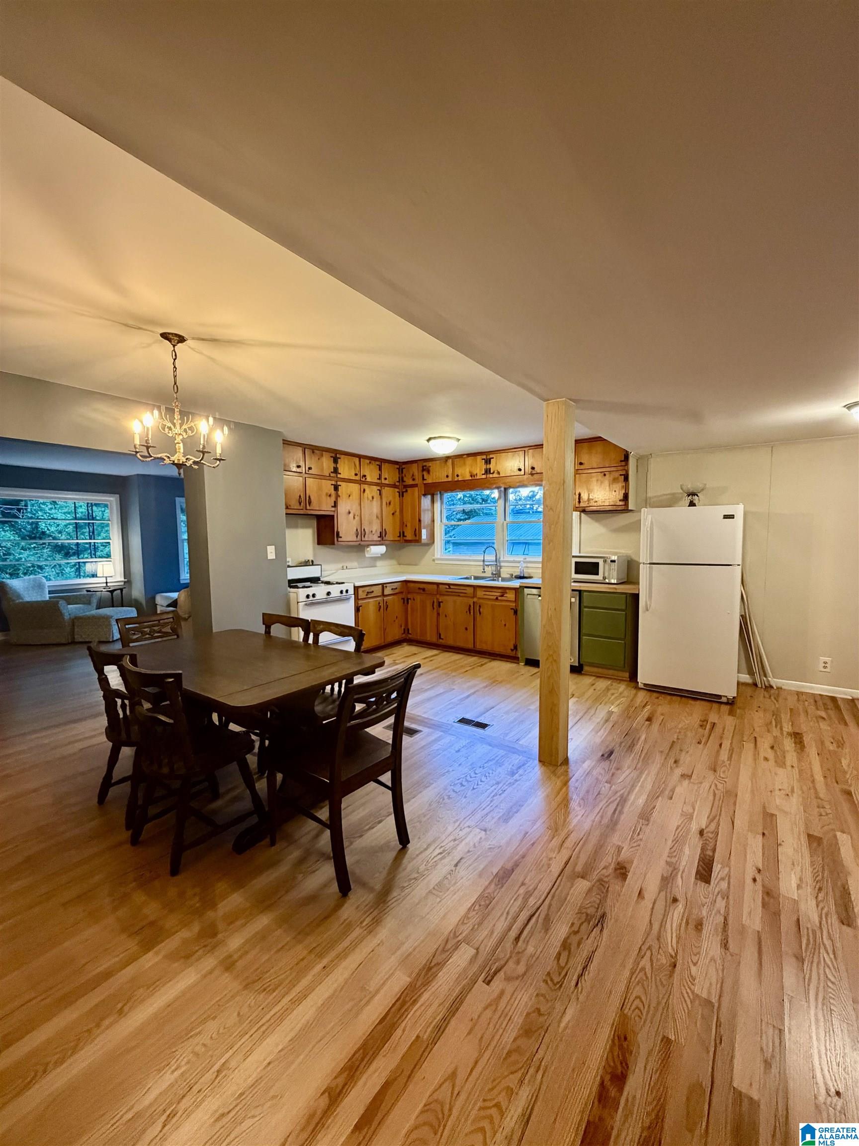 8024 4th Avenue Leeds, AL 35094 - Photo 7 of 24