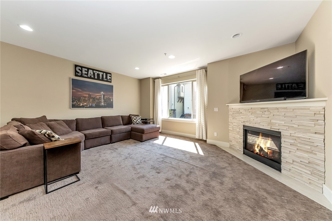318 South 47th Street, Unit A Renton, WA 98055 - Photo 11 of 25 Gallery Image 11