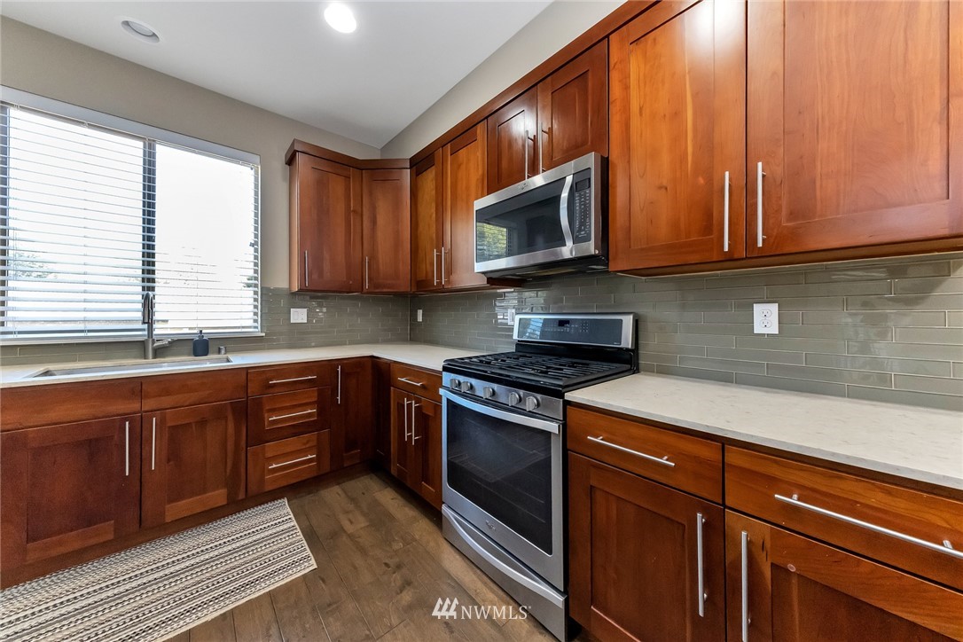 318 South 47th Street, Unit A Renton, WA 98055 - Photo 5 of 25 Gallery Image 5