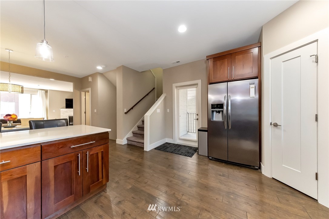 318 South 47th Street, Unit A Renton, WA 98055 - Photo 6 of 25 Gallery Image 6