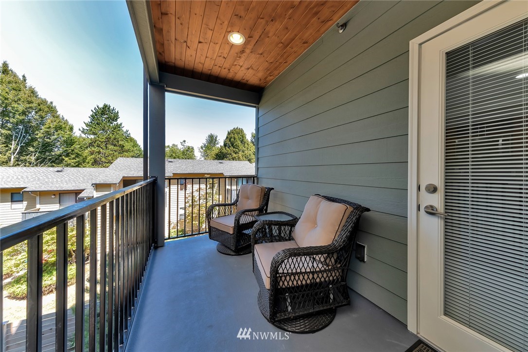 318 South 47th Street, Unit A Renton, WA 98055 - Photo 7 of 25 Gallery Image 7