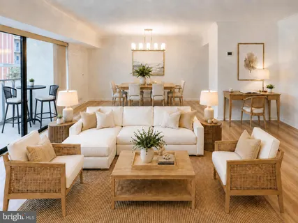 $299,000 | 5300 Columbia Pike, Unit 214, Arlington, VA 22204