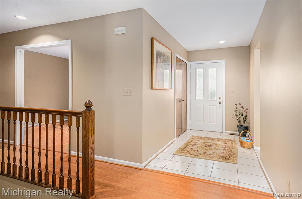 3531 East Commerce Road Commerce Township, MI 48382 - Photo 22 of 30