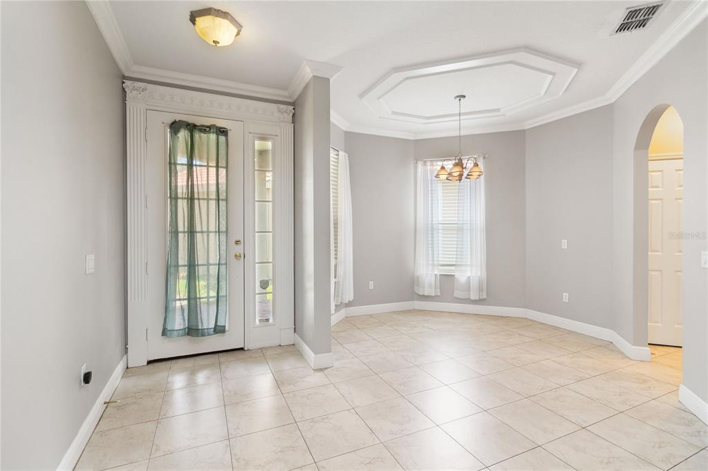 11322 Rapallo Lane Windermere, FL 34786 - Photo 4 of 39 an empty room with windows and closet