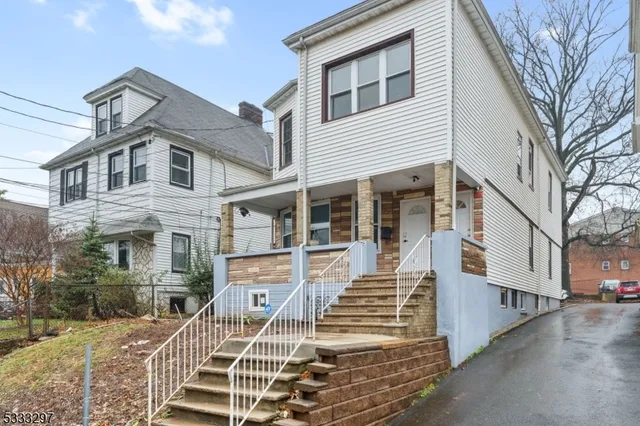 $1,700 | 18 Lowden Street, Elizabeth, NJ 07208