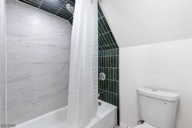 $1,700 | 18 Lowden Street, Elizabeth, NJ 07208