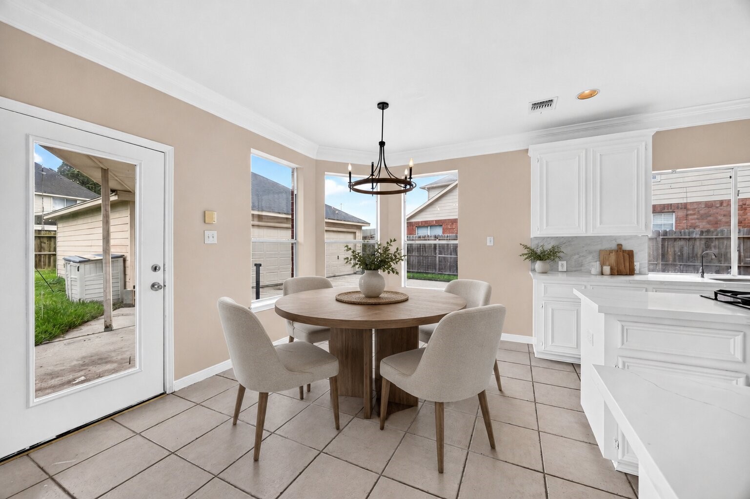 1007 Brannon Park Lane Spring, TX 77373 - Photo 19 of 49 virtual staging-breakfast