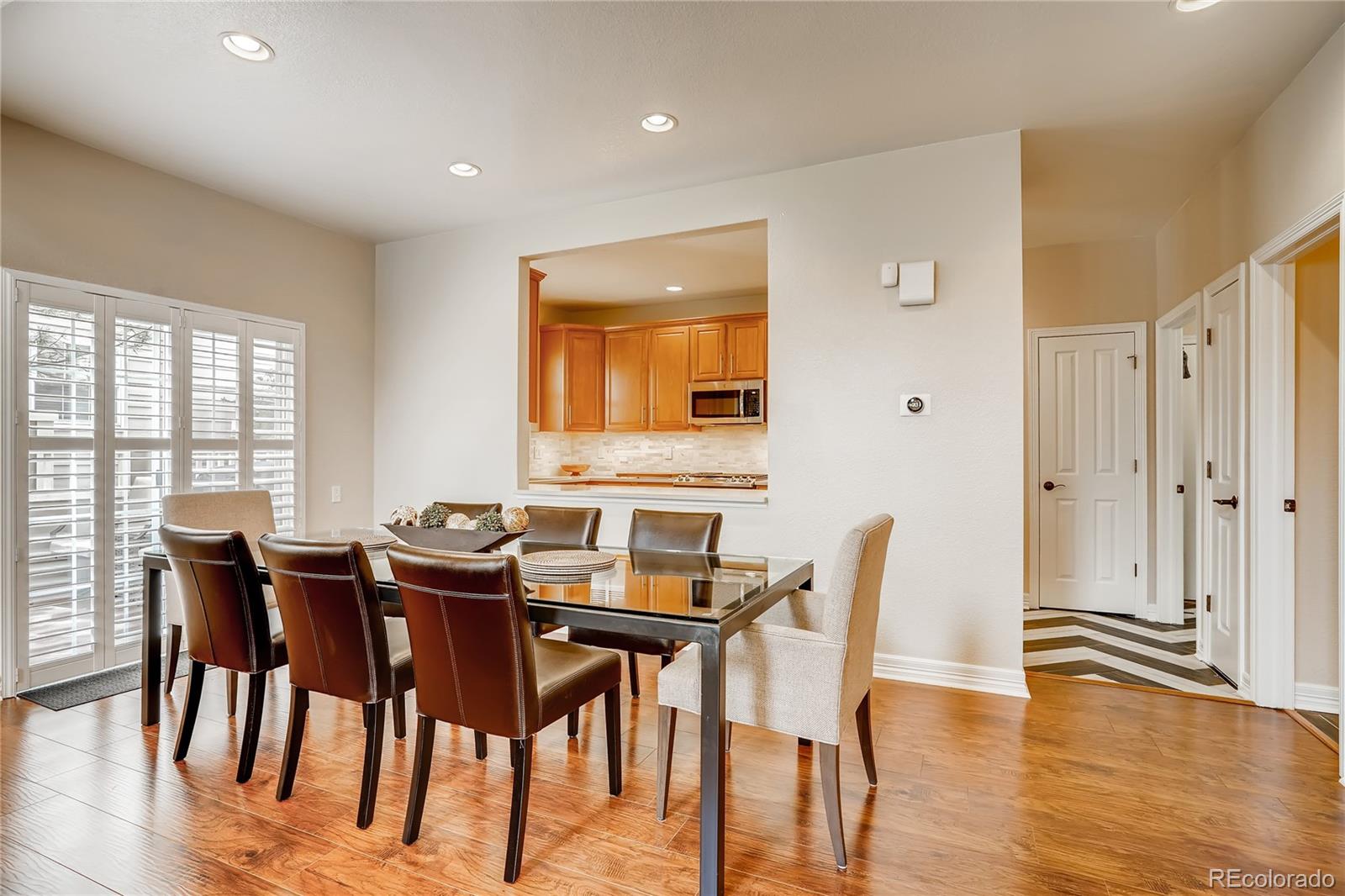 8875 Edinburgh Circle Highlands Ranch, CO 80129 - Photo 7 of 33 Gallery Image 7