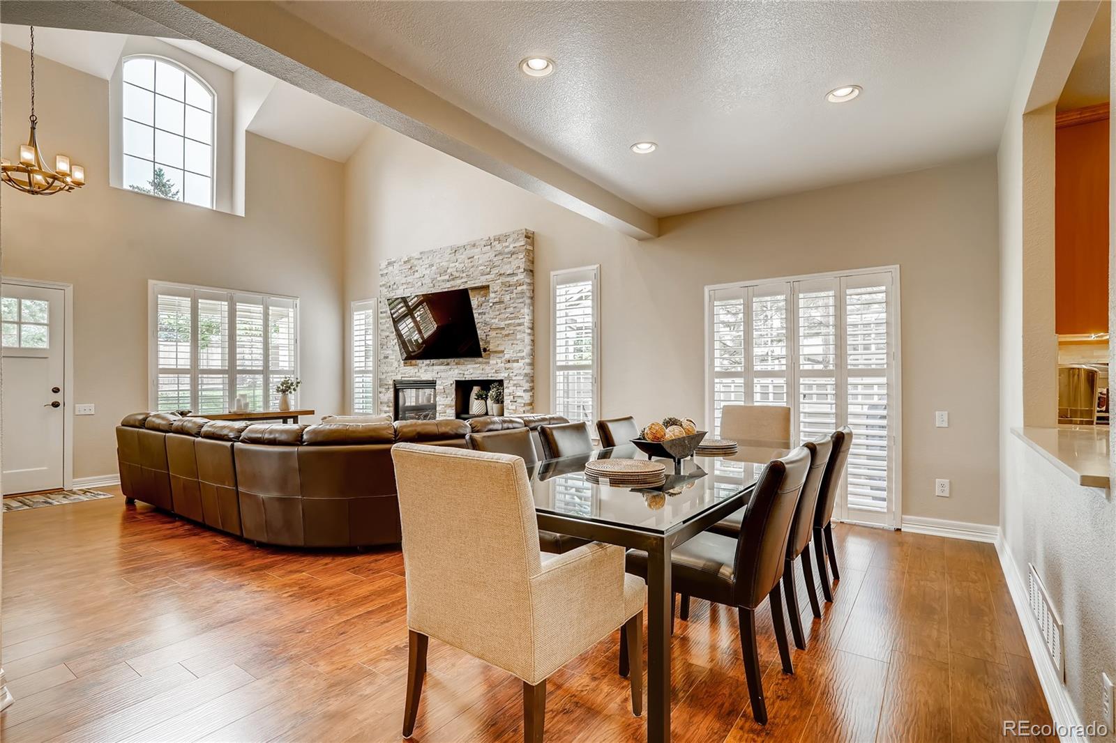 8875 Edinburgh Circle Highlands Ranch, CO 80129 - Photo 8 of 33 Gallery Image 8
