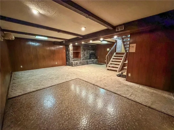 $220,000 | 205 South Traster Street, Altamont, KS 67330