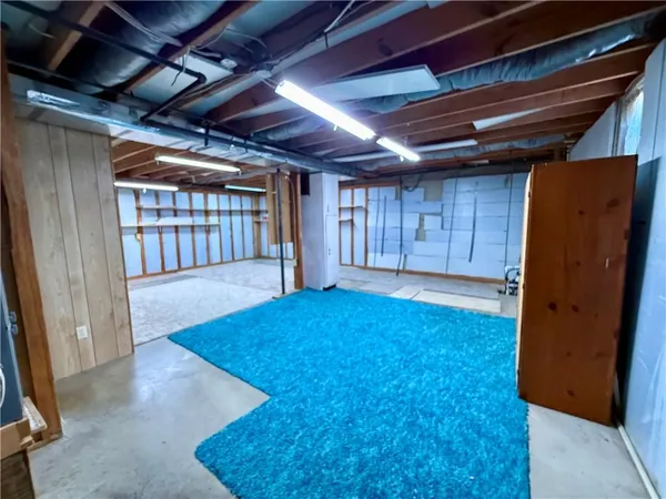 $220,000 | 205 South Traster Street, Altamont, KS 67330