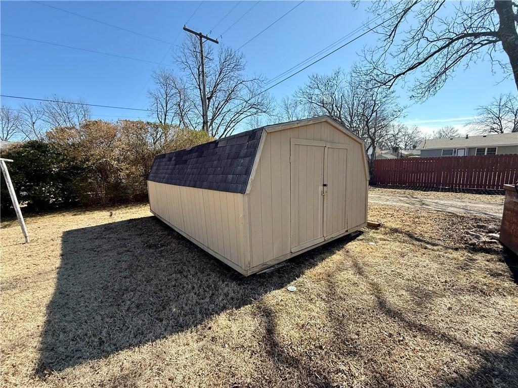 205 South Traster Street Altamont, KS 67330 - Photo 29 of 31