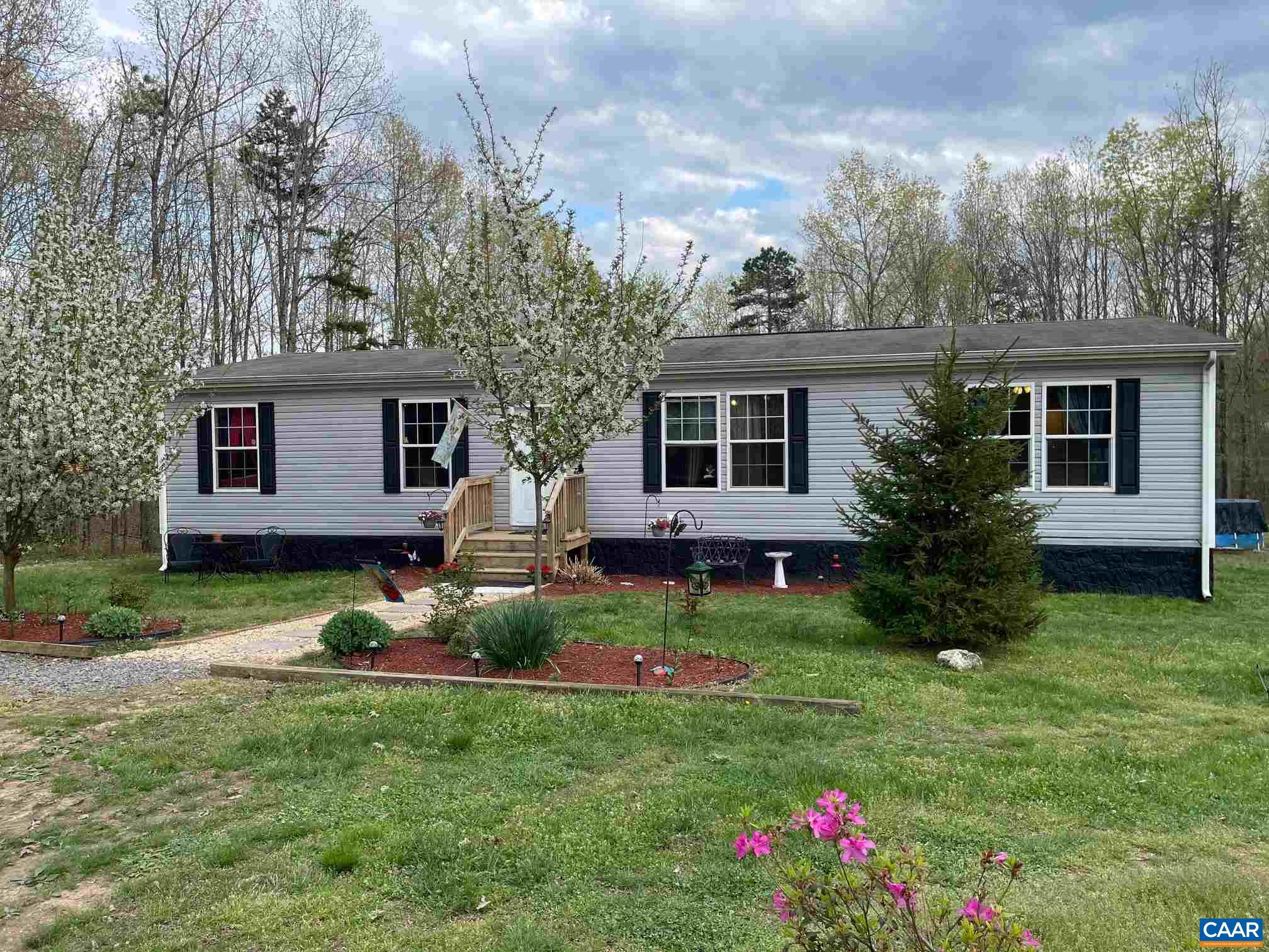 2404 Hanback Road Gordonsville, VA 22942 - Photo 4 of 31 Gallery Image 4