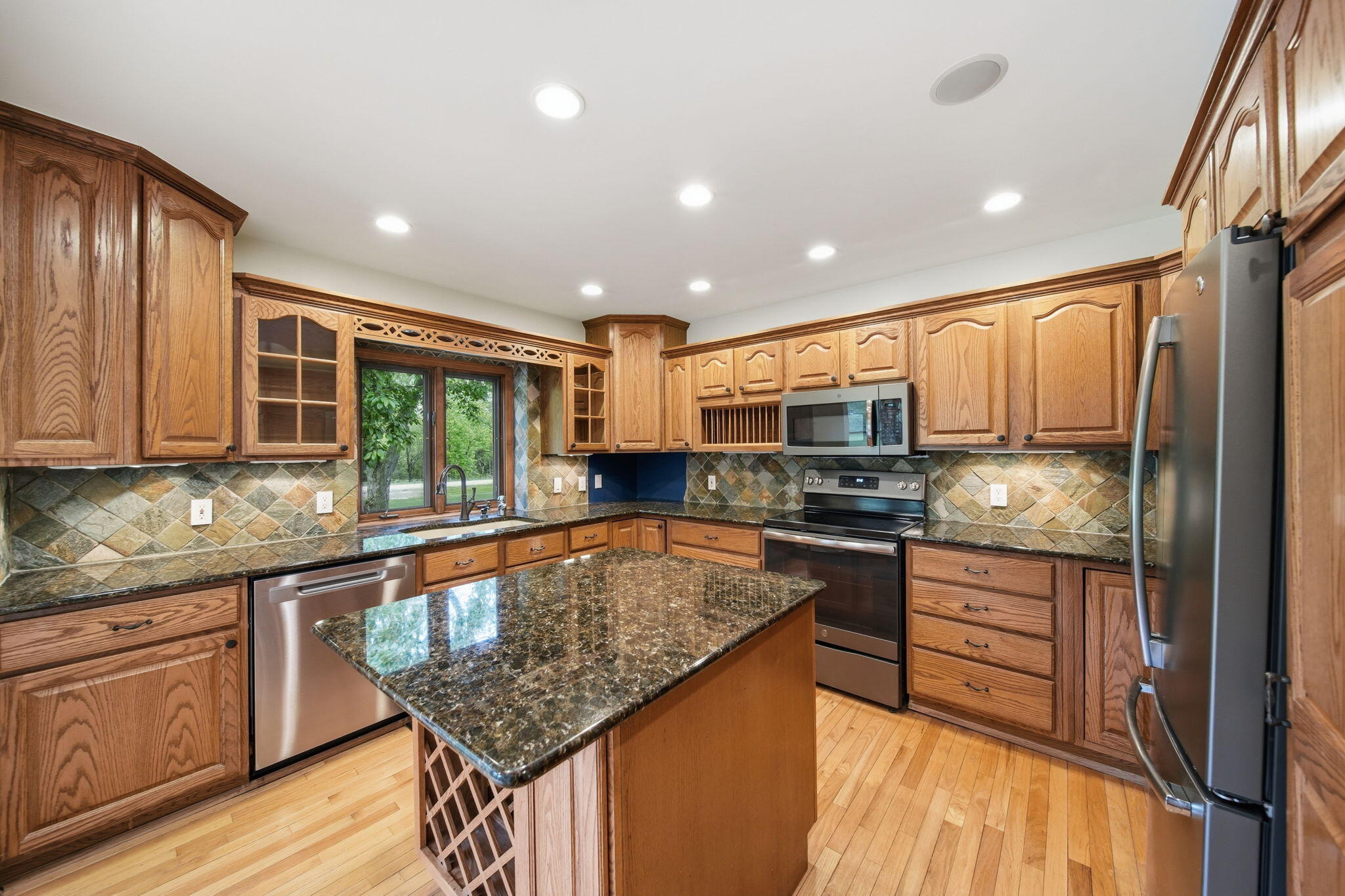 8866 Crane Road Milan, MI 48160 - Photo 7 of 77 15-web-or-mls-DSC09369
