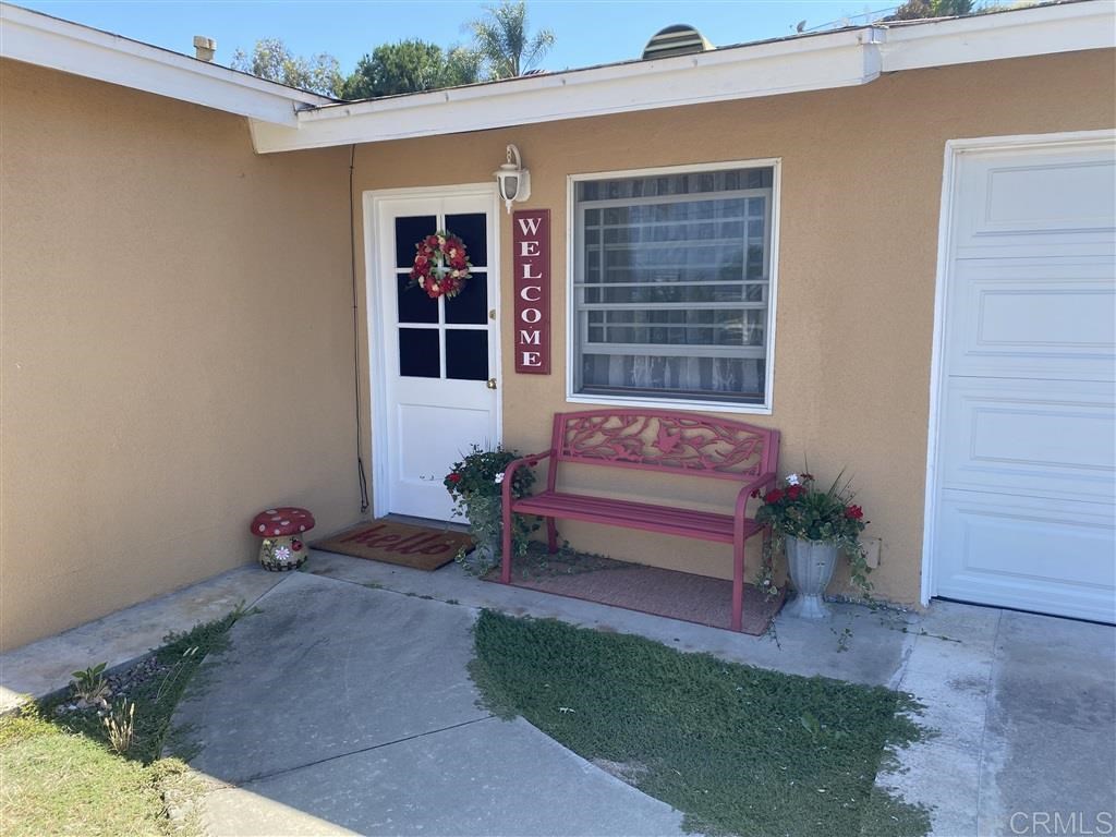 928 Rangeview Street Spring Valley, CA 91977 - Photo 2 of 16 Gallery Image 2