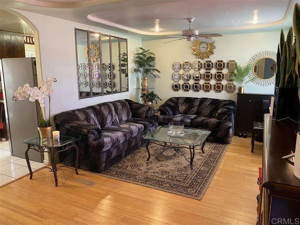 928 Rangeview Street Spring Valley, CA 91977 - Photo 4 of 16 Gallery Image 4