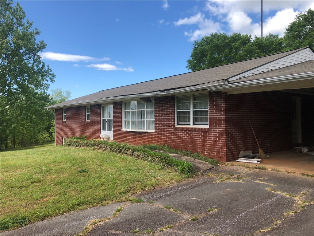 550 Wolf Stake Church Road Seneca, SC 29672 - Photo 4 of 40 Gallery Image 4