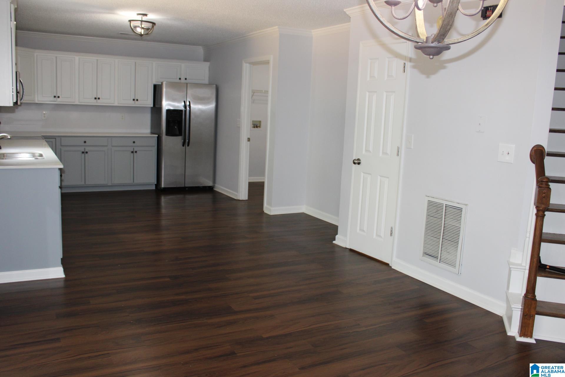 264 Warwick Lane Alabaster, AL 35007 - Photo 6 of 28