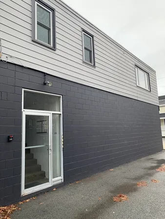 $2,500 | 23 Elm Street, Unit 1, Manchester, MA 01944