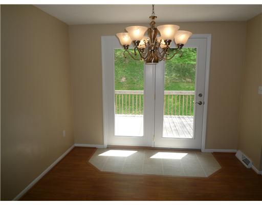 452 Highway 356 Apollo, PA 15613 - Photo 4 of 18 Dining Room.