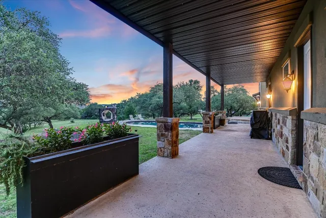 a outdoor view with a sitting space