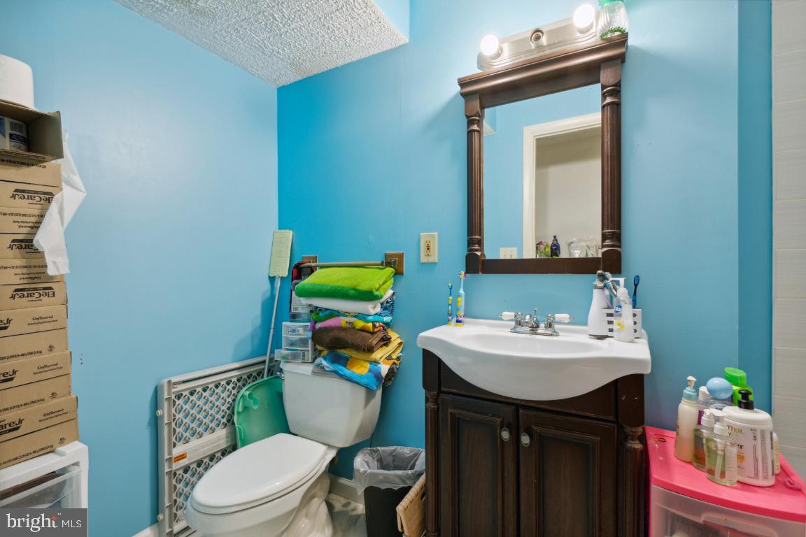 24226 Newbury Road Gaithersburg, MD 20882 - Photo 12 of 25 Gallery Image 12
