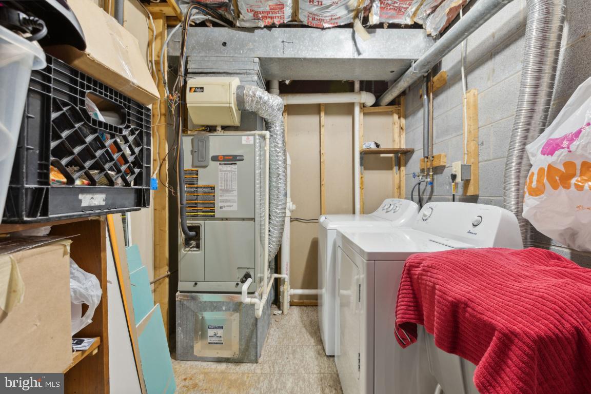 24226 Newbury Road Gaithersburg, MD 20882 - Photo 15 of 25 Gallery Image 15