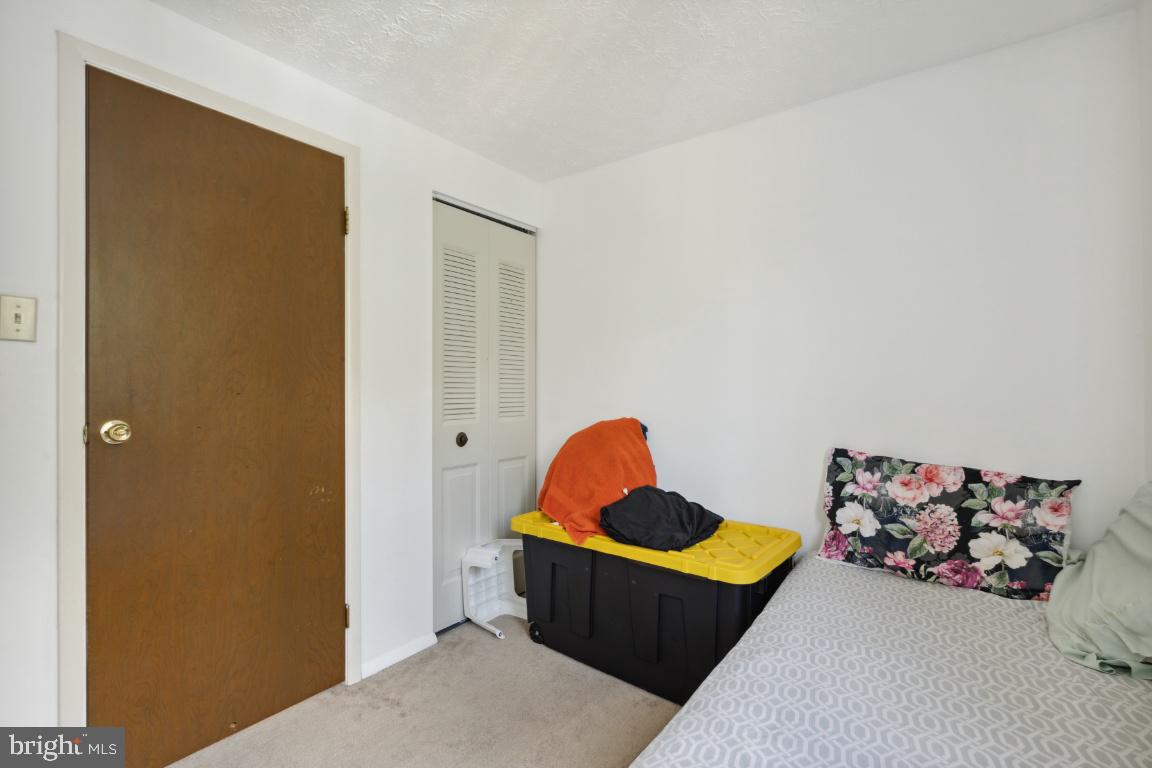 24226 Newbury Road Gaithersburg, MD 20882 - Photo 7 of 25 Gallery Image 7
