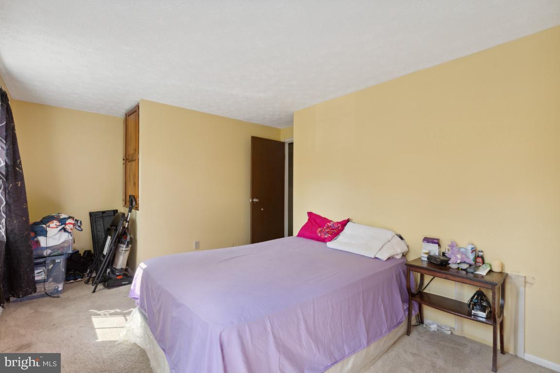 24226 Newbury Road Gaithersburg, MD 20882 - Photo 9 of 25 Gallery Image 9