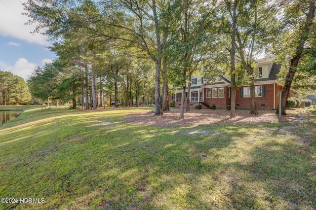 $3,900 | 140 River Woods Drive, Wallace, NC 28466
