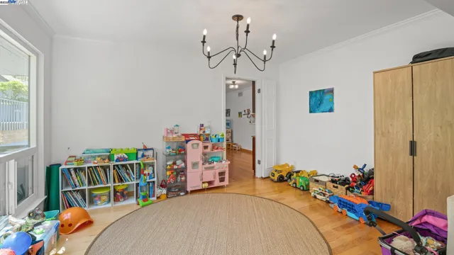 $1,695,000 | 11 Oak Tree Court, San Rafael, CA 94903