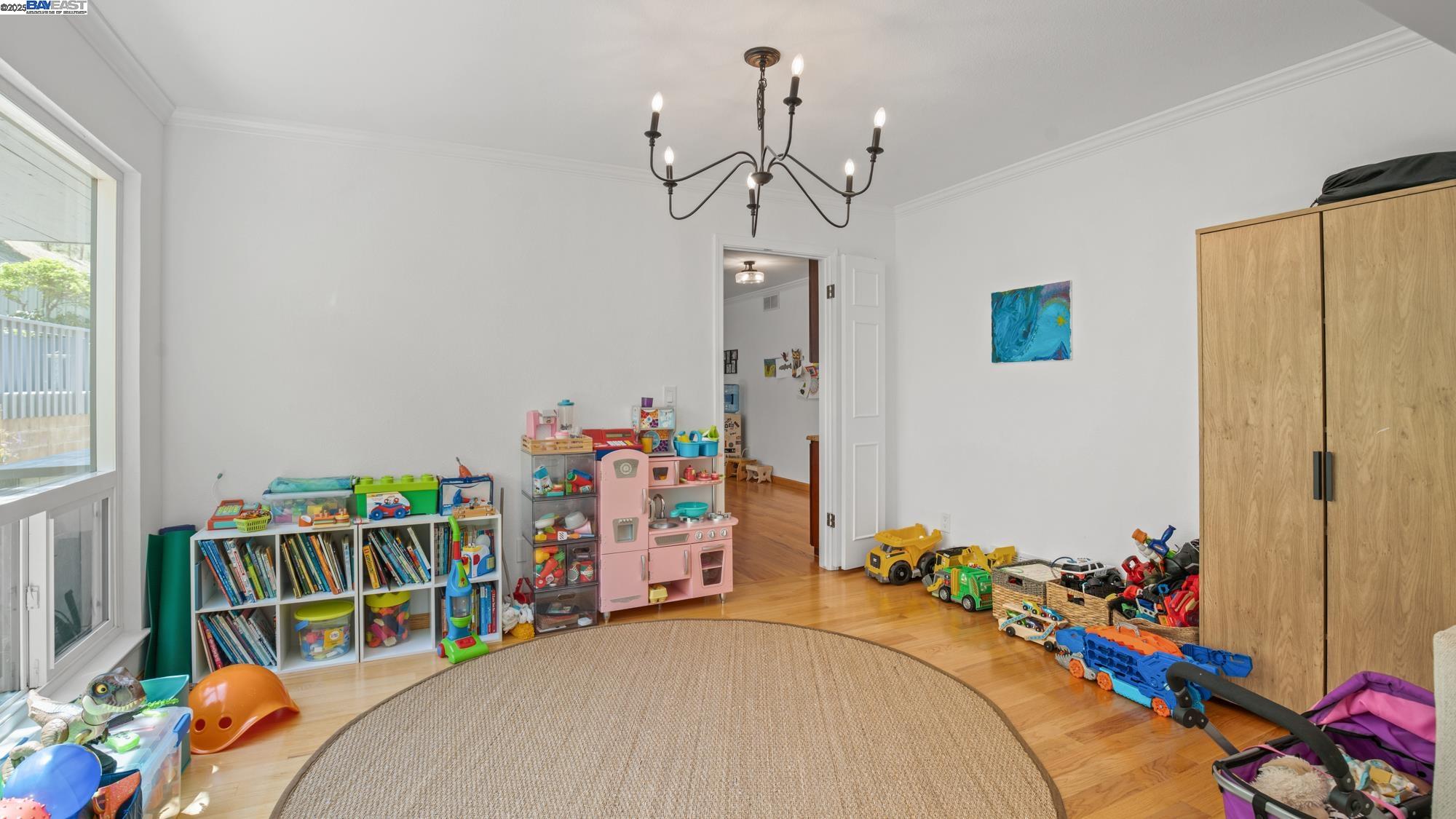 11 Oak Tree Court San Rafael, CA 94903 - Photo 14 of 60