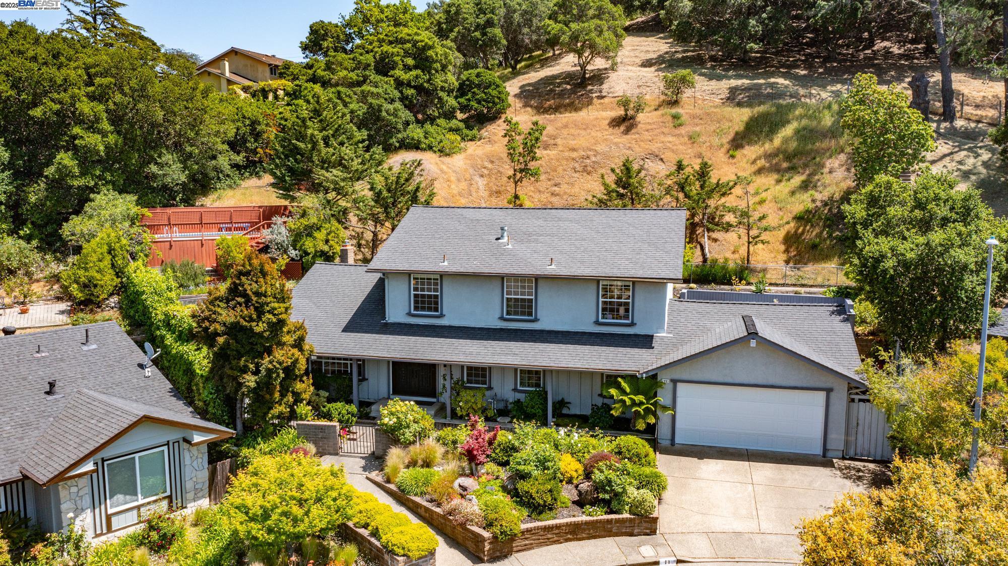 11 Oak Tree Court San Rafael, CA 94903 - Photo 2 of 60