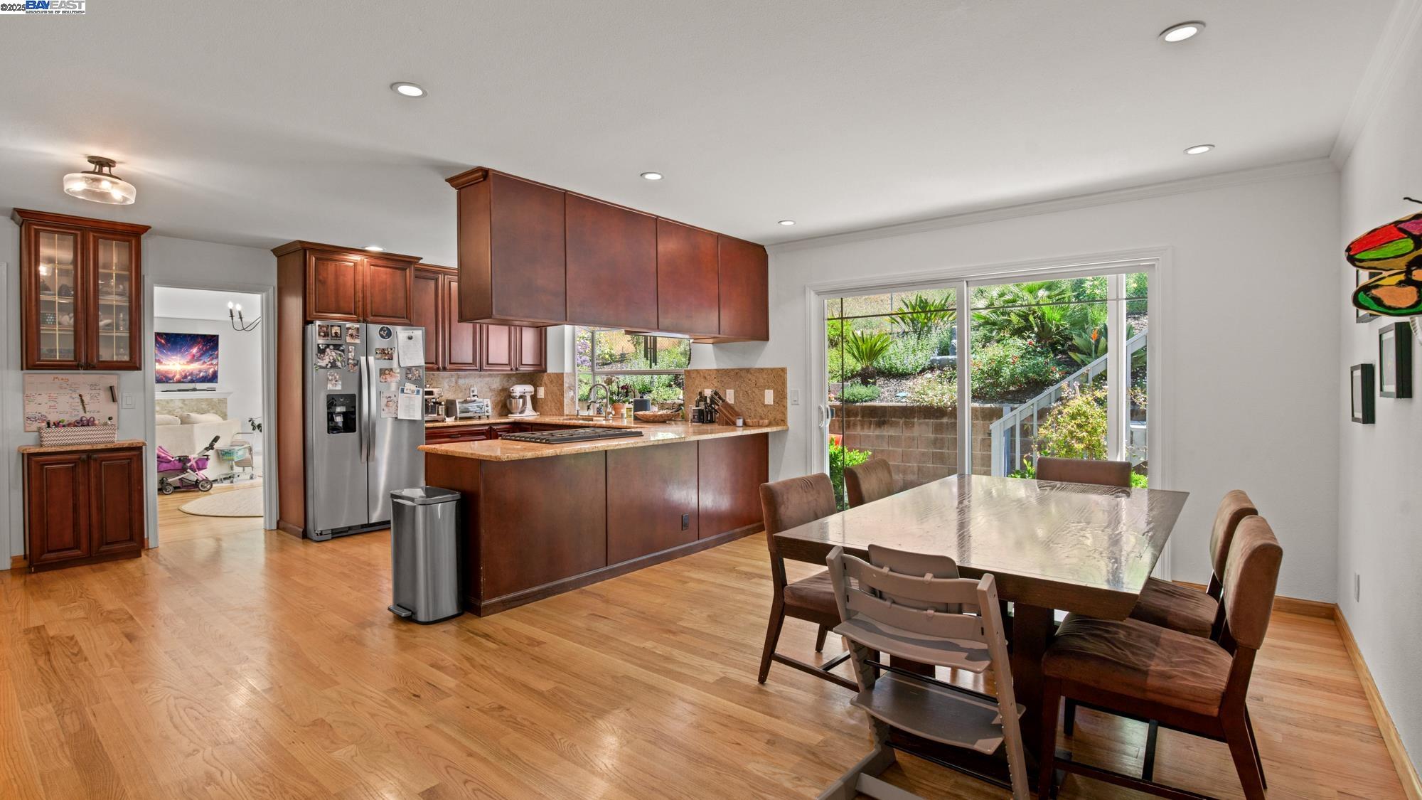 11 Oak Tree Court San Rafael, CA 94903 - Photo 21 of 60