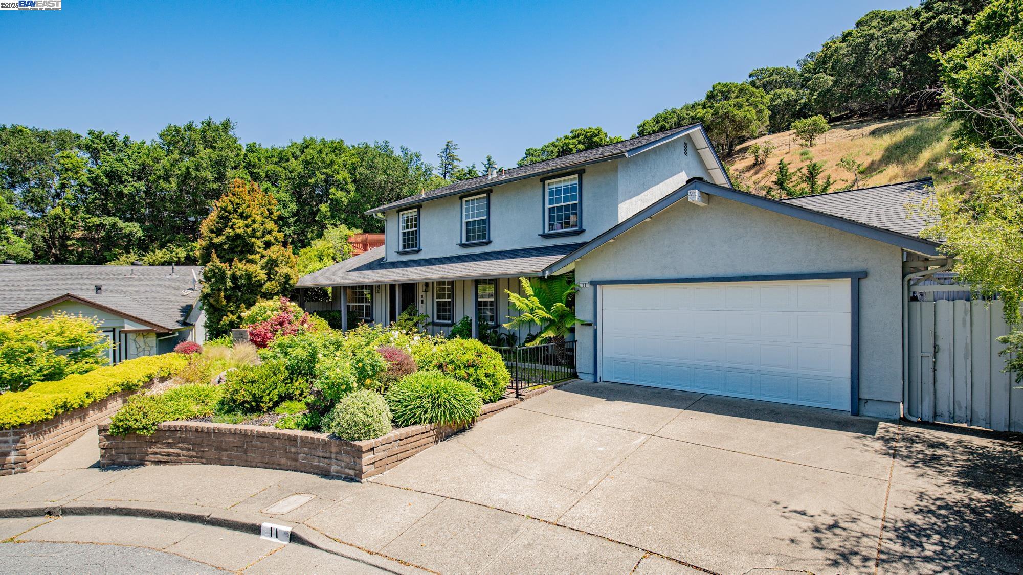 11 Oak Tree Court San Rafael, CA 94903 - Photo 3 of 60