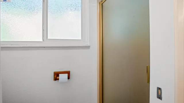 $1,695,000 | 11 Oak Tree Court, San Rafael, CA 94903