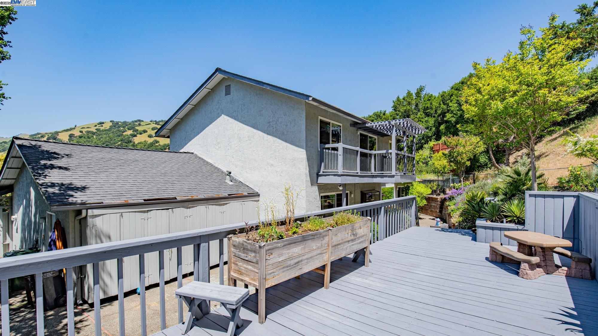 11 Oak Tree Court San Rafael, CA 94903 - Photo 46 of 60